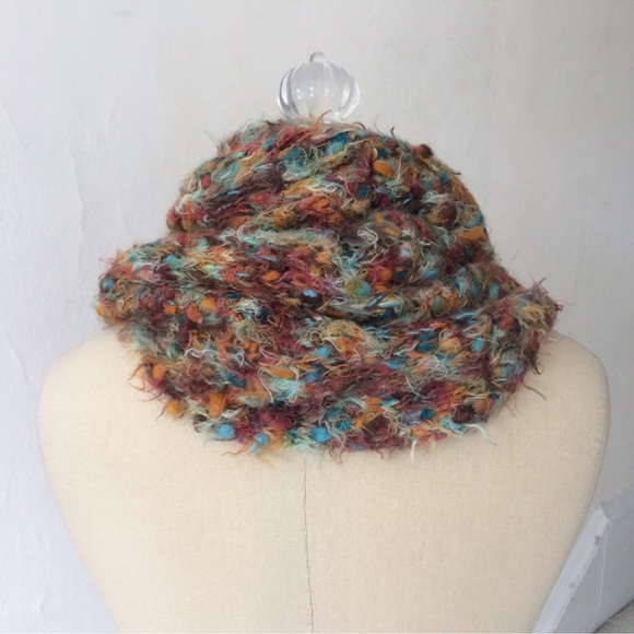 Super Soft Chunky Knit Multicolor Infinity Scarf - Picture 3 of 5